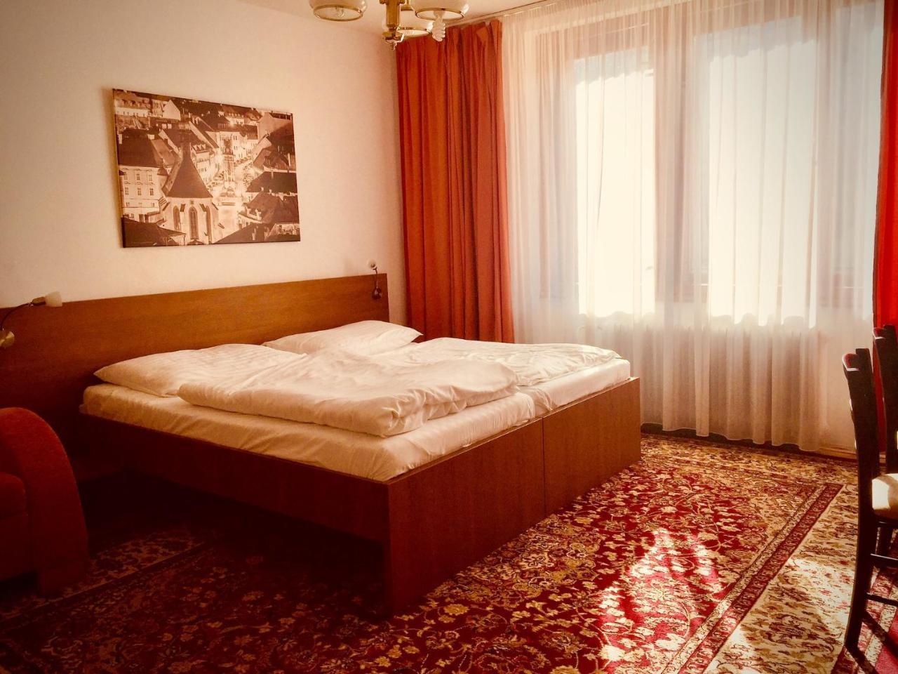 Hotel&Penzión Grand Matej Banská Štiavnica Exterior foto
