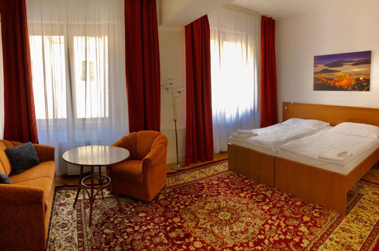 Hotel&Penzión Grand Matej Banská Štiavnica Exterior foto